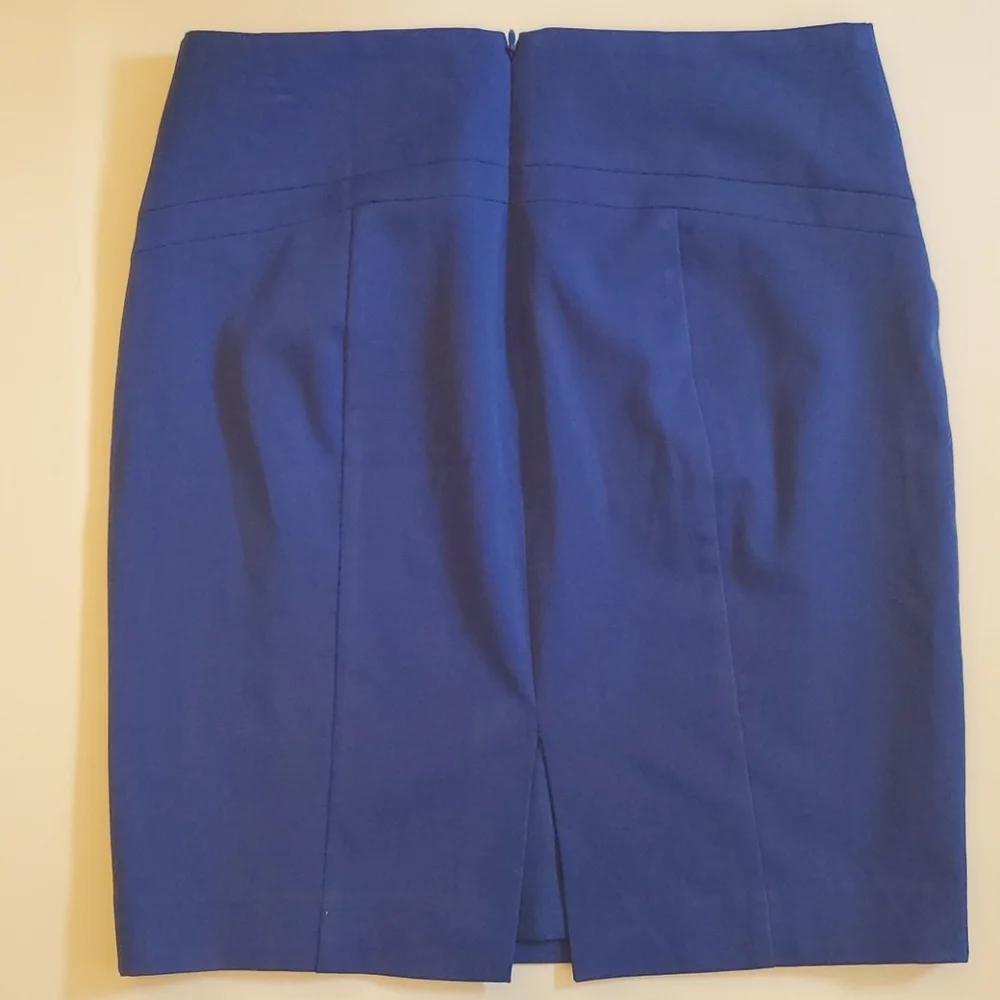 Express - Royal Blue Lined Pencil Skirt - Size 4 - Picture 3 of 10